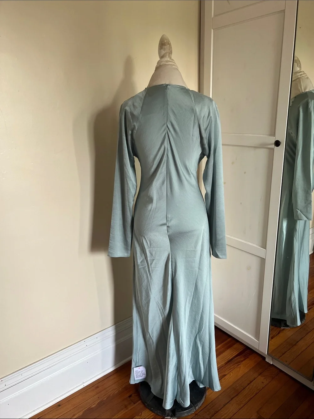 ASOS DESIGN Satin Bias Cut Button Detail Long Sleeve Maxi Dress Blue NWT Size 8 - Picture 7 of 11